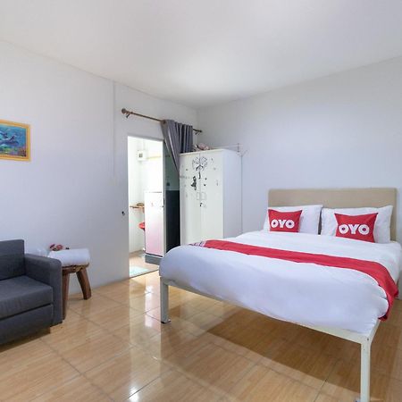 Oyo 644 Pong Pai House Ξενοδοχείο Μπανγκόκ Εξωτερικό φωτογραφία