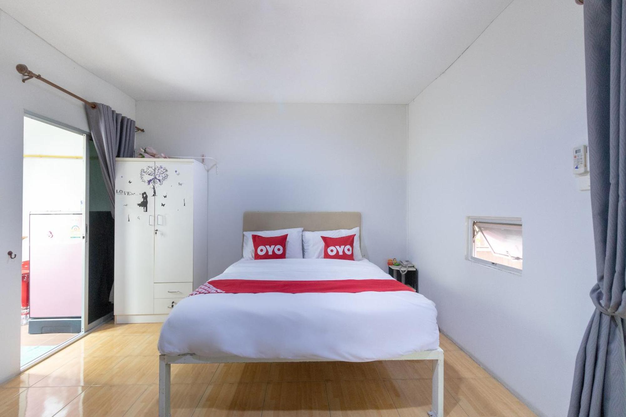 Oyo 644 Pong Pai House Ξενοδοχείο Μπανγκόκ Εξωτερικό φωτογραφία